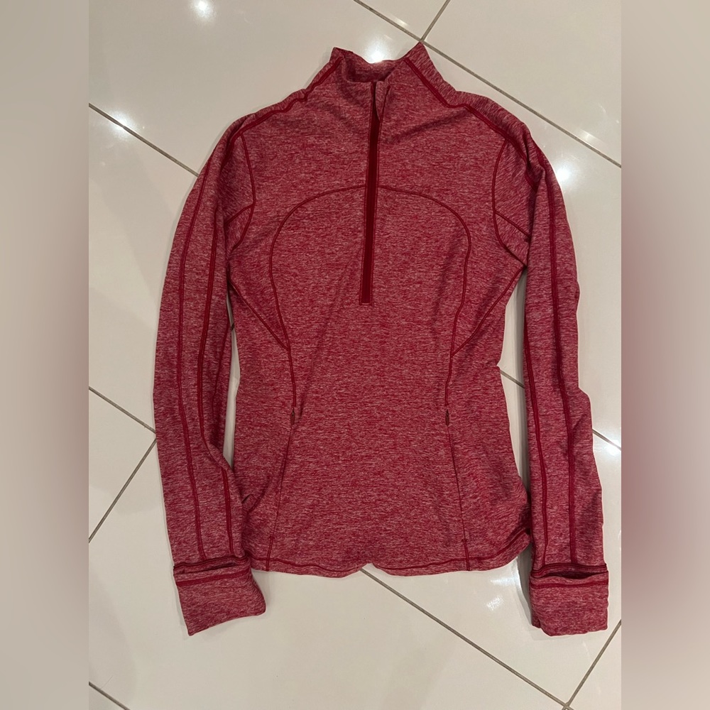 Lululemon top